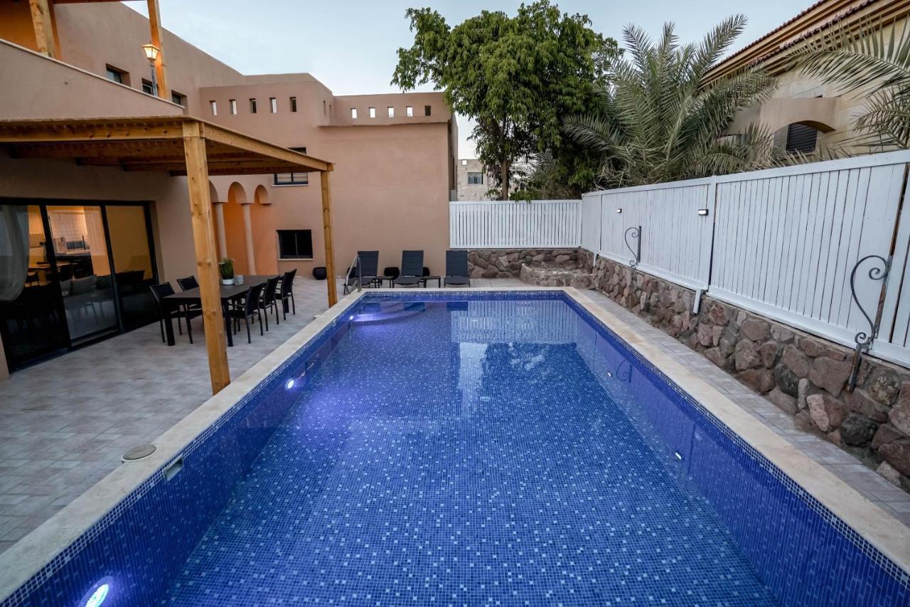 וילה רוני בריכה מחוממת Villa Roni Heated Pool Ελάτ Εξωτερικό φωτογραφία